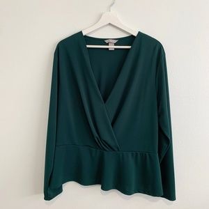 H&M Pretty Woman's Long Sleeve Blouse Sexy Plunging Neckline Emerald Green XL